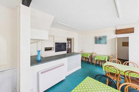 4 bedroom semi-detached house for sale, Cantilupe Road, Ross-on-Wye, Herefordshire, HR9