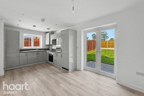 3 bedroom detached house for sale, Meadowview Drive, Margate