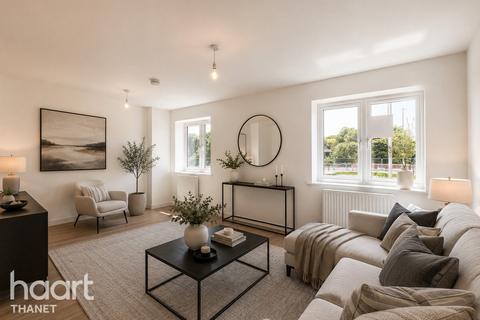 3 bedroom detached house for sale, Meadowview Drive, Margate