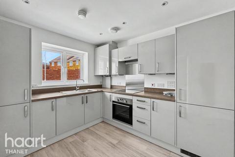 3 bedroom detached house for sale, Meadowview Drive, Margate