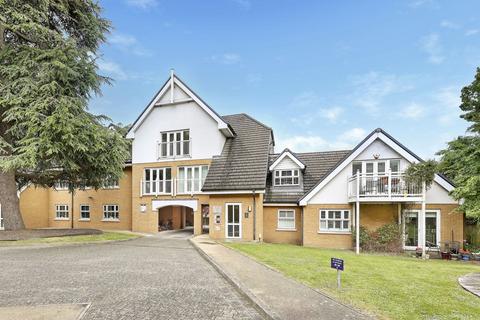 2 bedroom penthouse for sale, High Road, Buckhurst Hill, IG9