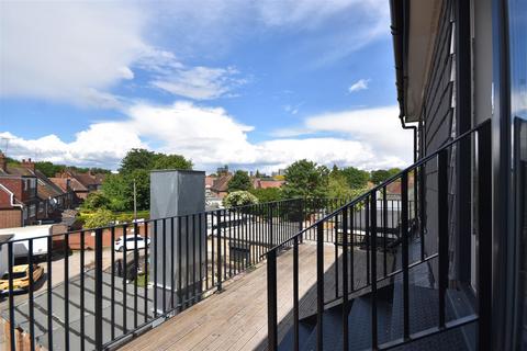 1 bedroom flat to rent, London Road, Isleworth