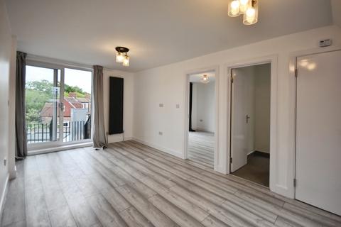 1 bedroom flat to rent, London Road, Isleworth