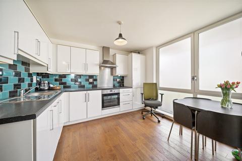 1 bedroom flat to rent, Ealing Road, London TW8