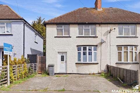 3 bedroom semi-detached house for sale, Springfield Park Avenue, Chelmsford
