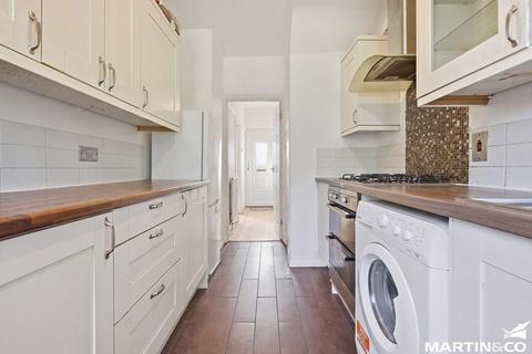 3 bedroom semi-detached house for sale, Springfield Park Avenue, Chelmsford