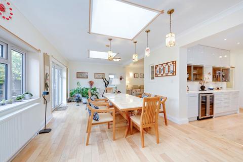 undefined, Baronsmede, London W5