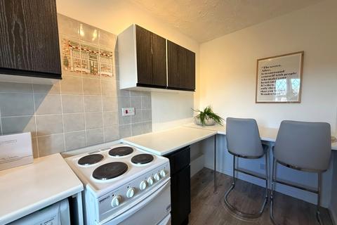 1 bedroom flat for sale, Cloverdale, Firdale Park, Northwich
