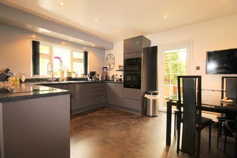 2 bedroom semi-detached bungalow for sale, Gamlingay Road, Potton, Sandy