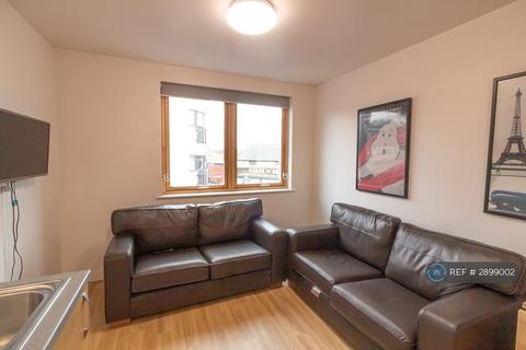 4 bedroom flat to rent, Mulberry Court, Southampton, SO14