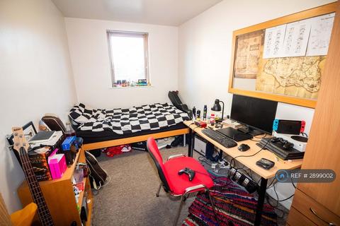 4 bedroom flat to rent, Mulberry Court, Southampton, SO14