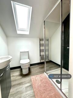 1 bedroom in a house share to rent, Southfield Road, Middlesbrough, TS1