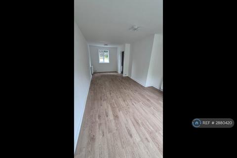 3 bedroom terraced house to rent, Fountainbleu Drive, Dundee, DD4