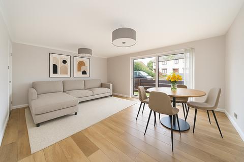 2 bedroom flat for sale, Albemarle Road, Beckenham, BR3