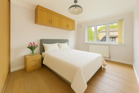 2 bedroom flat for sale, Albemarle Road, Beckenham, BR3