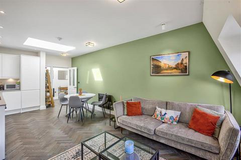 1 bedroom flat for sale, Richmond Park Road, London SW14
