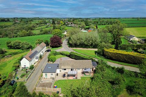 4 bedroom bungalow for sale, Smeatharpe, Honiton