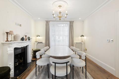 4 bedroom terraced house for sale, Trevor Square, London
