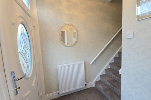 2 bedroom terraced house to rent, North Seaton Road, Ashington