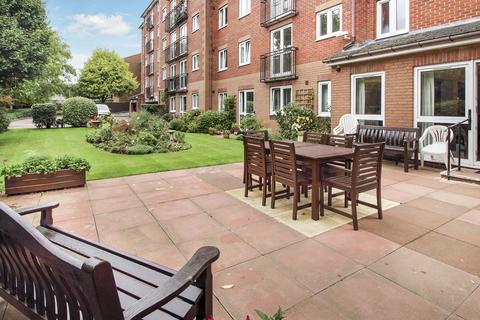 2 bedroom flat for sale, BOURNE COURT, CATERHAM VALLEY
