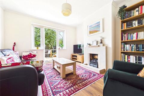 3 bedroom semi-detached house to rent, Hildens Drive, Tilehurst, Reading, Berkshire, RG31