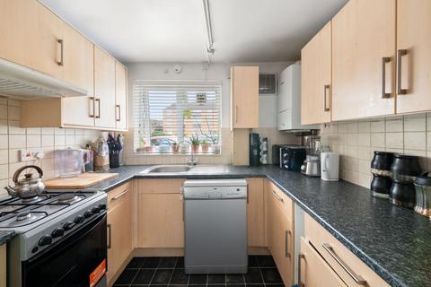 2 bedroom flat for sale, Burlington House, The Farmlands, Northolt