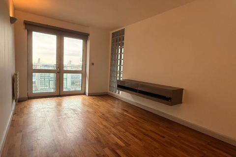 1 bedroom apartment for sale, Longfield Centre, Manchester M25