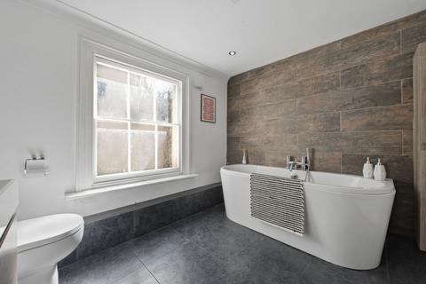 4 bedroom terraced house for sale, Bellevue Terrace, Southsea