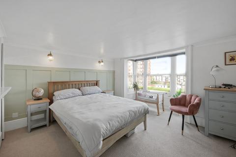 4 bedroom terraced house for sale, Bellevue Terrace, Southsea