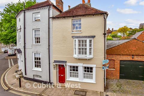 4 bedroom townhouse for sale, Tarrant Street, Arundel BN18