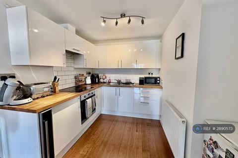 1 bedroom flat to rent, Hazelwood Road, Northampton, NN1