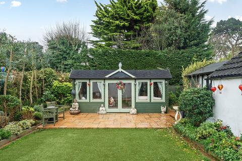 3 bedroom detached bungalow for sale, Avenue Road, Christchurch, BH23