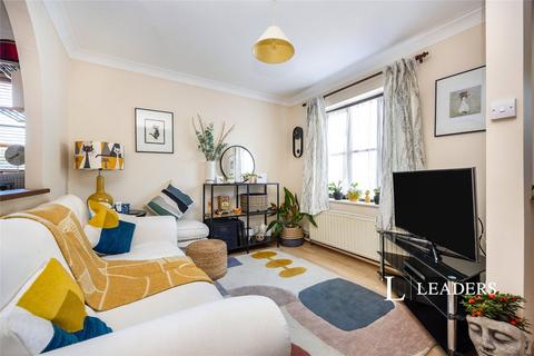 1 bedroom end of terrace house for sale, Abinger Way, Guildford, Surrey