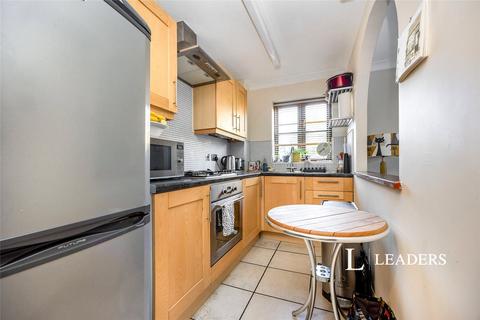 1 bedroom end of terrace house for sale, Abinger Way, Guildford, Surrey