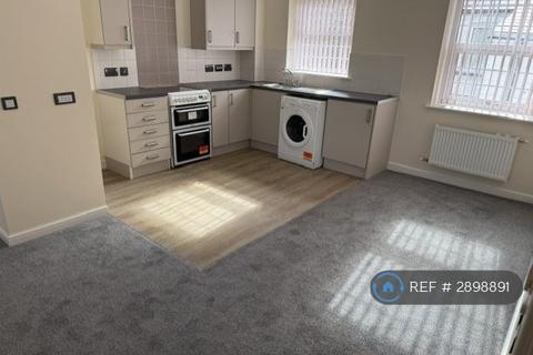 1 bedroom flat to rent, Brecon Road, Abergavenny, NP7