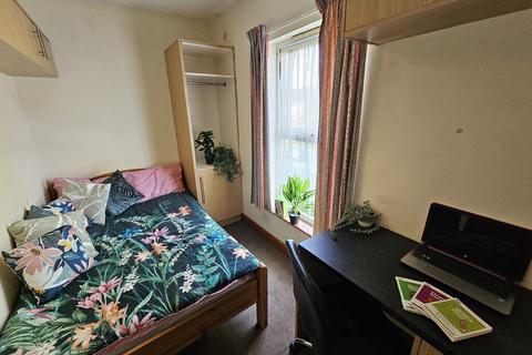 1 bedroom in a house share to rent, Cambridge Street - UFM