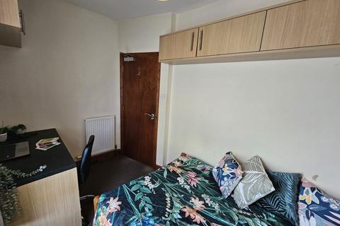 1 bedroom in a house share to rent, Cambridge Street - UFM