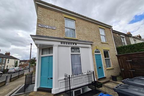 1 bedroom in a house share to rent, Cambridge Street - DFR