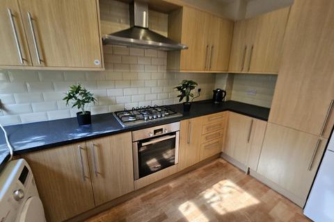 1 bedroom in a house share to rent, Cambridge Street - DFL