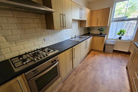 1 bedroom in a house share to rent, Cambridge Street - DFL