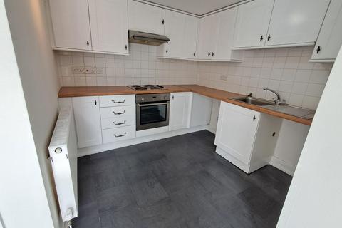 2 bedroom maisonette to rent, 12 High Street, Fishguard, Pembrokeshire
