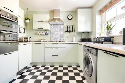 3 bedroom end of terrace house for sale, Boards Court, Bideford, Devon, EX39