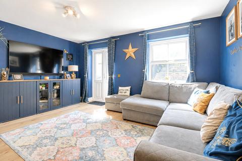 3 bedroom end of terrace house for sale, Boards Court, Bideford, Devon, EX39