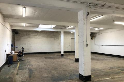 Industrial unit to rent, Cresswell Ln Stoke On Trent ST11 9RD