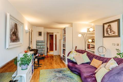 2 bedroom flat for sale, Hotwell Road, Bristol, Somerset, BS8