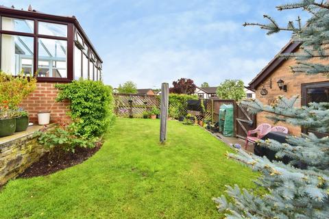 2 bedroom bungalow for sale, Foxcroft Drive, Killamarsh, Sheffield, Derbyshire, S21