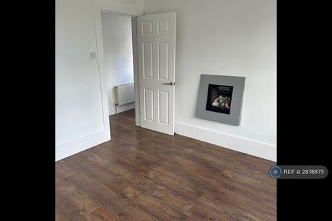 3 bedroom semi-detached house to rent, Worry Goose Lane, Rotherham, S60