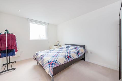 1 bedroom flat to rent, Kew Bridge West, Kew Bridge, Brentford, TW8