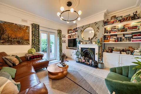 2 bedroom ground floor maisonette to rent, Lytham Street, London, Greater London, SE17 2NN