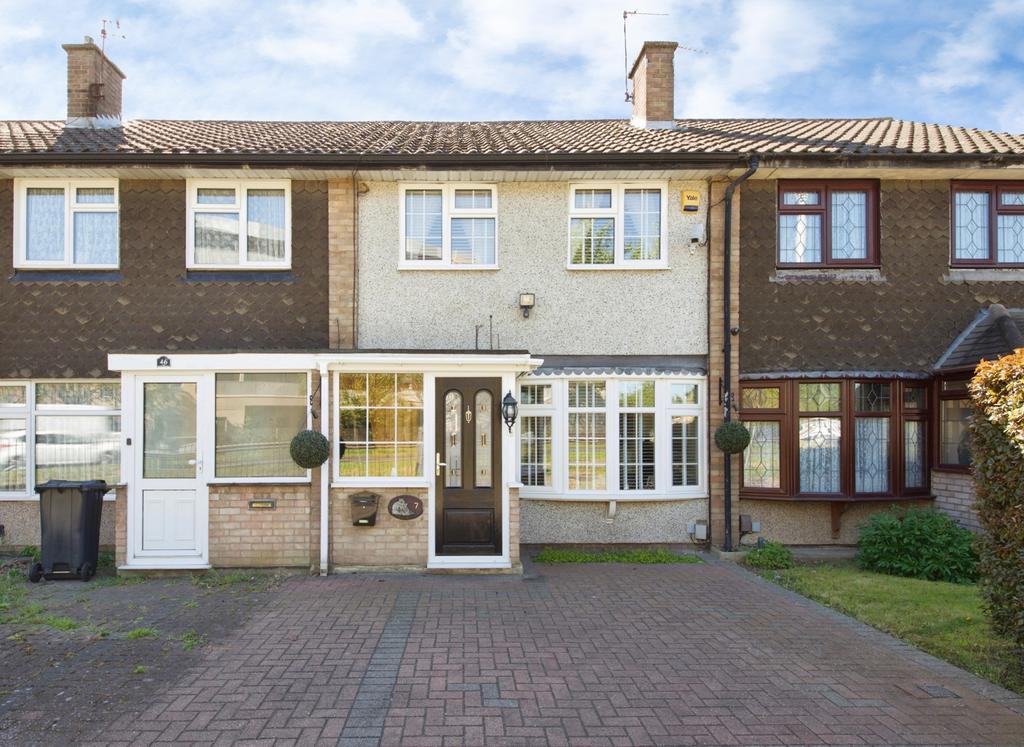 House exterior, driveway
